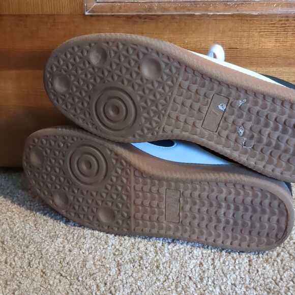 NOBO Black and White Sneakers Casual Women's Size 7 EUC - Picture 3 of 6